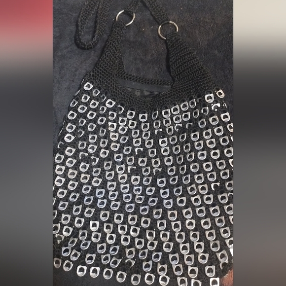 Handmade purse with can tabs - Picture 2 of 3